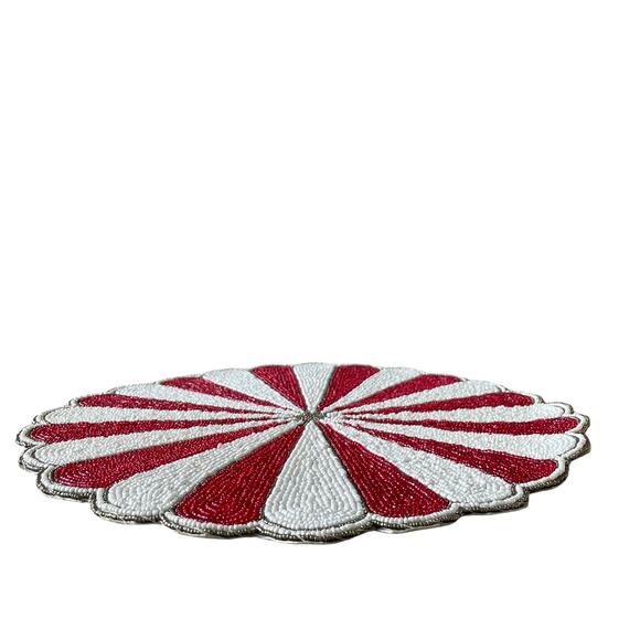 TIRAMISU Hand Beaded Placemat Charger 15in Holiday Red & White Candy Stripe NEW - Picture 4 of 12